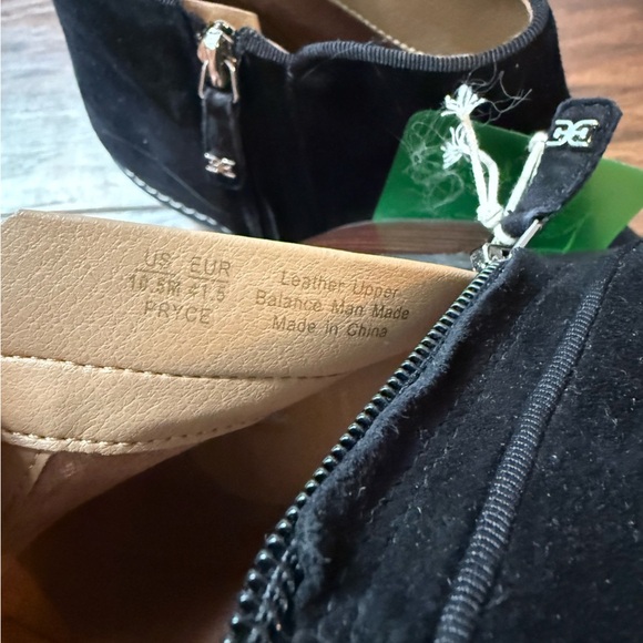 NWOT Sam Edelman Pryce Black Suede Ankle Boots-B5068L1002-Size 10.5 - Picture 11 of 12